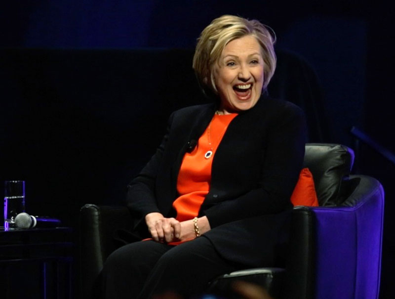 Хилари Клинтон: Трамп није квалификован да буде председник САД